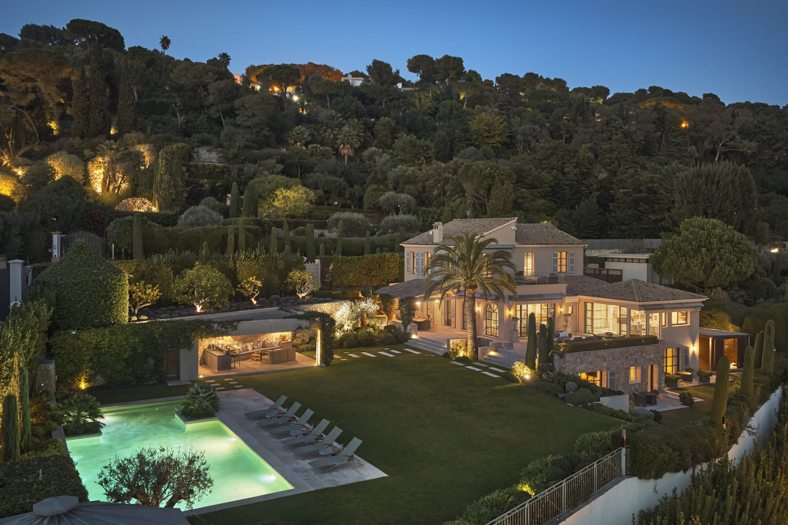 Maison et Appartements - Sophie Peirano Real Estate - Mandats exclusif